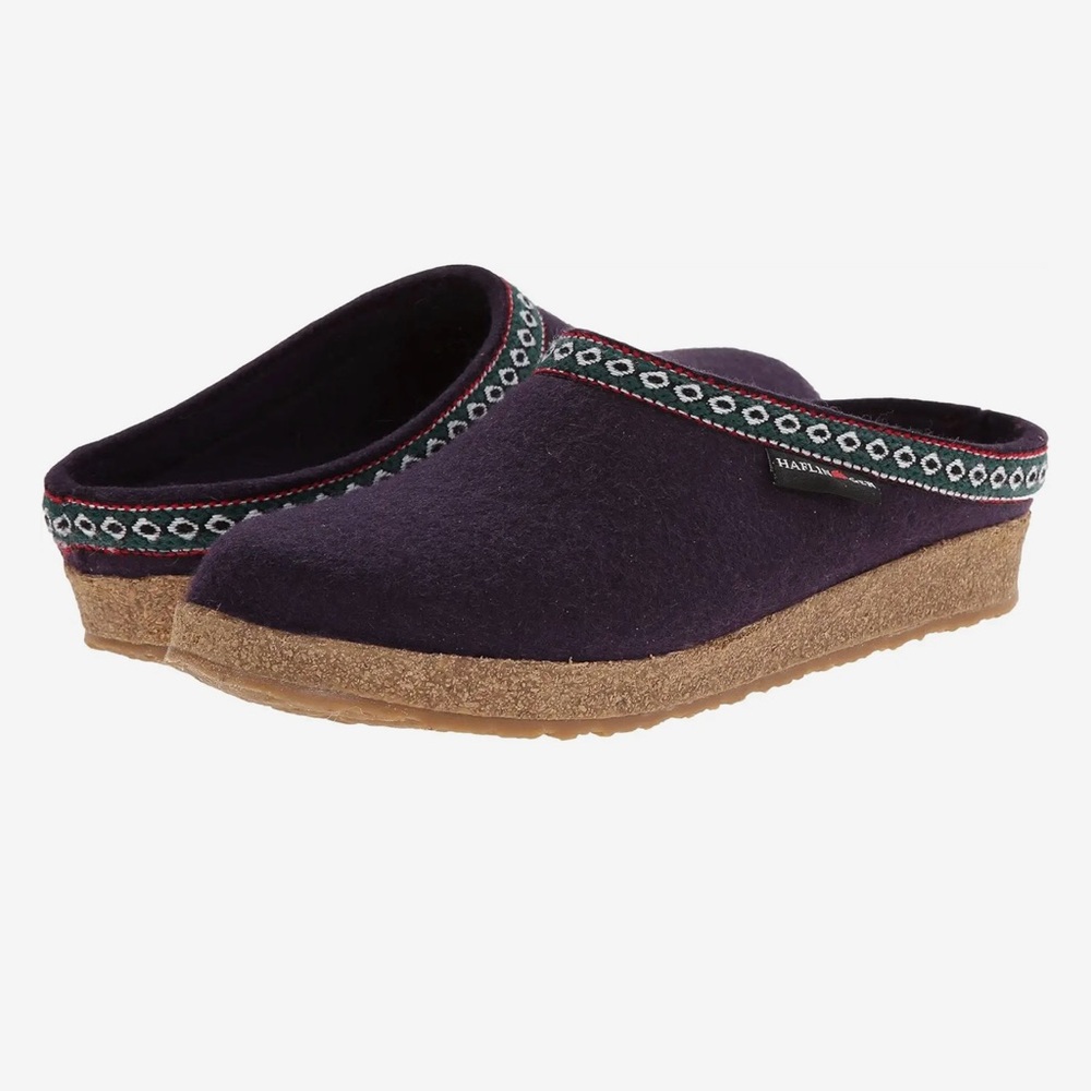 Haflinger Grizzly in Eggplant brand new in box.
